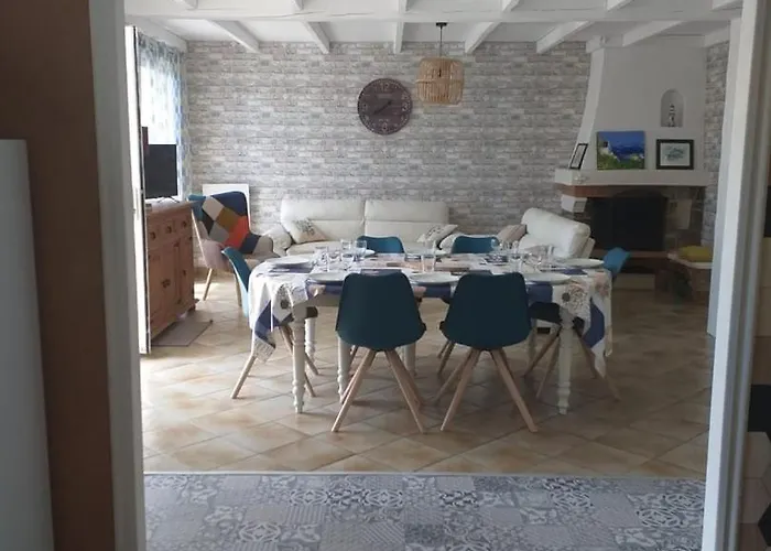 La Julaumaga, Maison De Famille Quartier Pironniere 4*