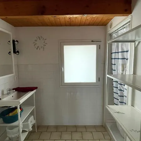 La Julaumaga, Maison De Famille Quartier Pironniere Maison d'hôtes 4*