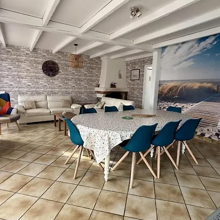 Гостевой дом La Julaumaga, Maison De Famille Quartier Pironniere Ле-Сабль-д’Олон