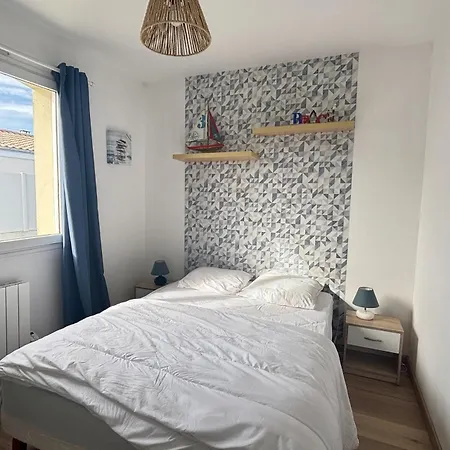 La Julaumaga, Maison De Famille Quartier Pironniere Гостевой дом 4*
